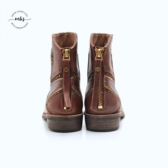 UGG Lars Brown Leather Starburst Studded Ankle Boots - Picture 6 of 13